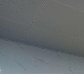 游泳池水上乐园为什么要选ABS塑料更衣柜