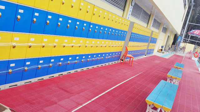 奥龙堡游泳馆防水塑料更衣柜